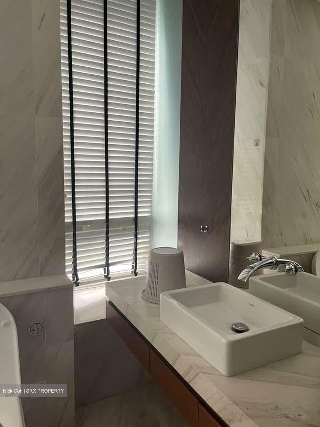 Nouvel 18 (D10), Condominium #544879891